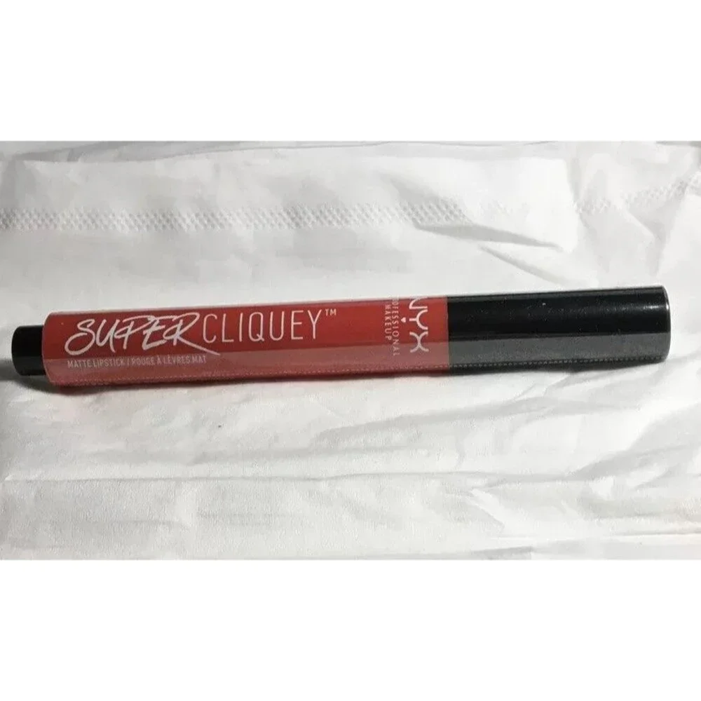 NYX Super Cliquey Matte Lipstick ~ New & Sealed ~ Oh So Pretty. Scls02